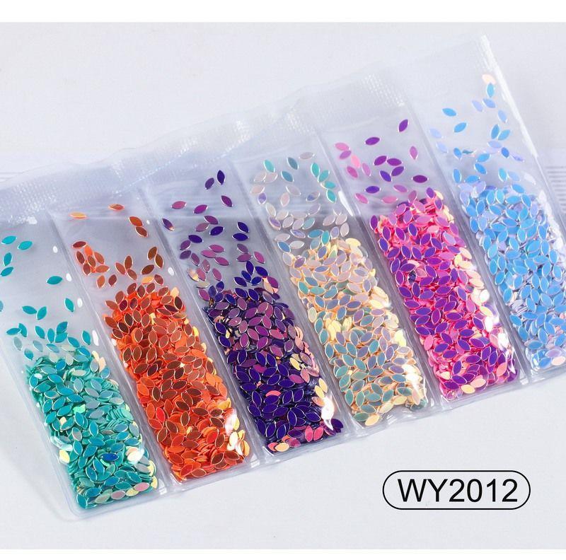 Nail Art Accessories Glitter Sequins Laser Diamond Love Heart Nail Patch - 24 Timmar Deals