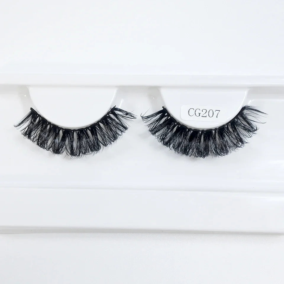 Classic Hybrid Volume Lashes Wispy D Curl Short Russian Strip Lashes Makeup False Eyelashes - 24 Timmar Deals