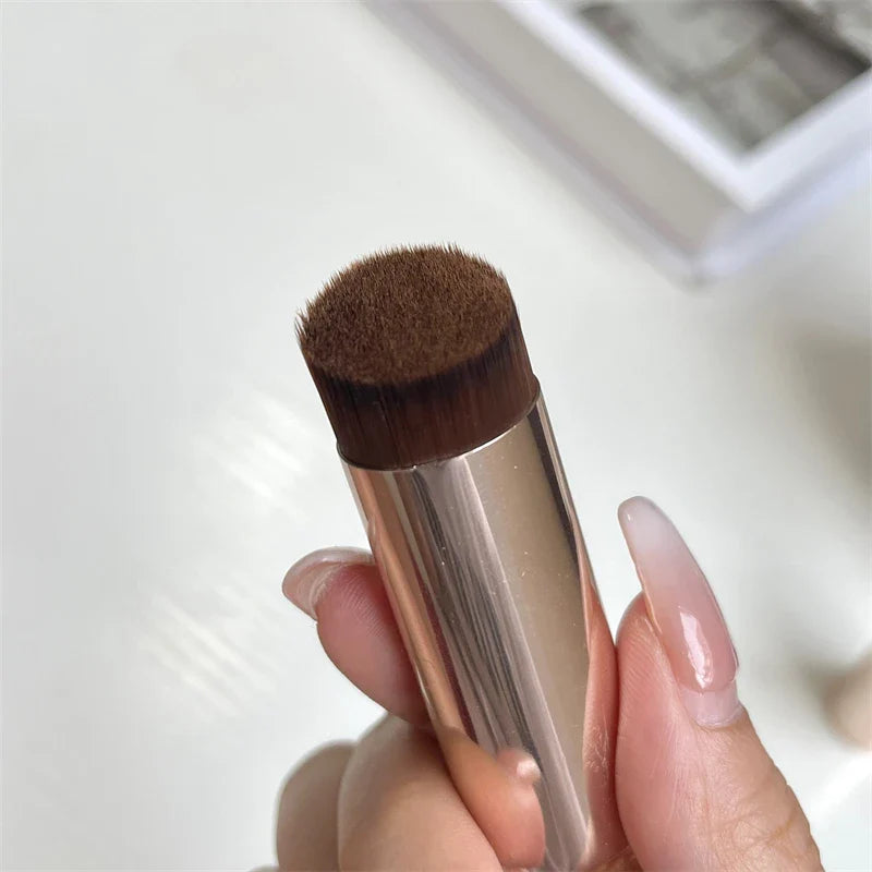 1 st Portabel Foundation Brush Bevel Top för flytande kräm och pulver konturblandning Concealer Ansiktsborste - 24 Timmar Deals