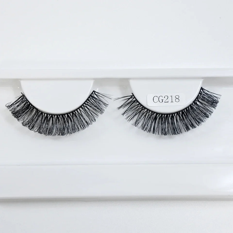 Classic Hybrid Volume Lashes Wispy D Curl Short Russian Strip Lashes Makeup False Eyelashes - 24 Timmar Deals
